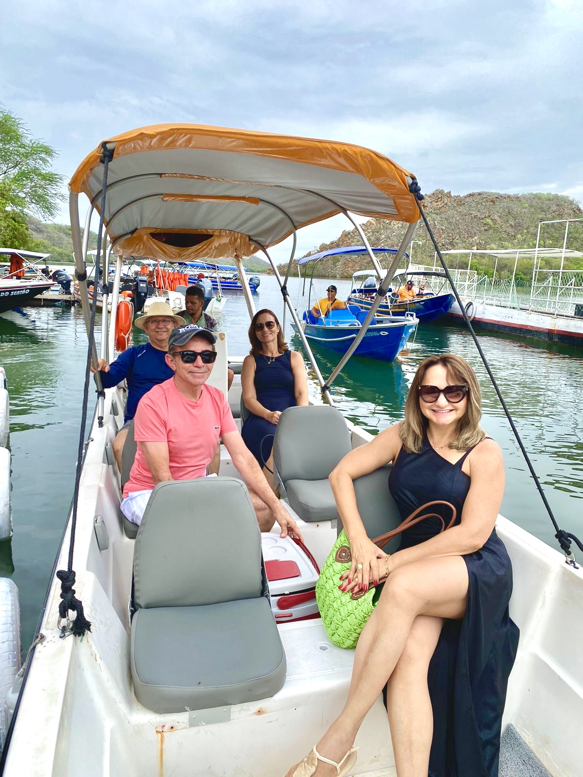 Explore os deslumbrantes canyons em grande estilo com a Voadeira Canyons.